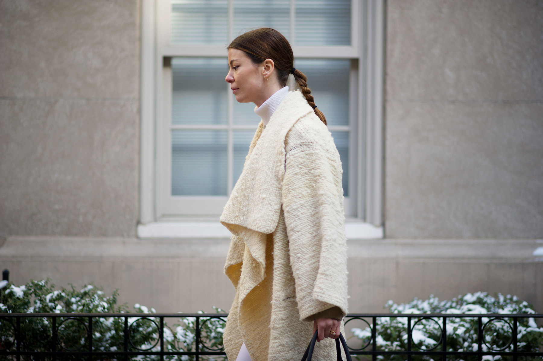 annina-mislin-street-style-fashion-week-2014-2015-white-coat