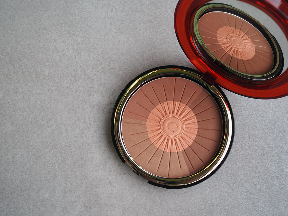 summer-beauty-clarins-bronzing-blush-compact