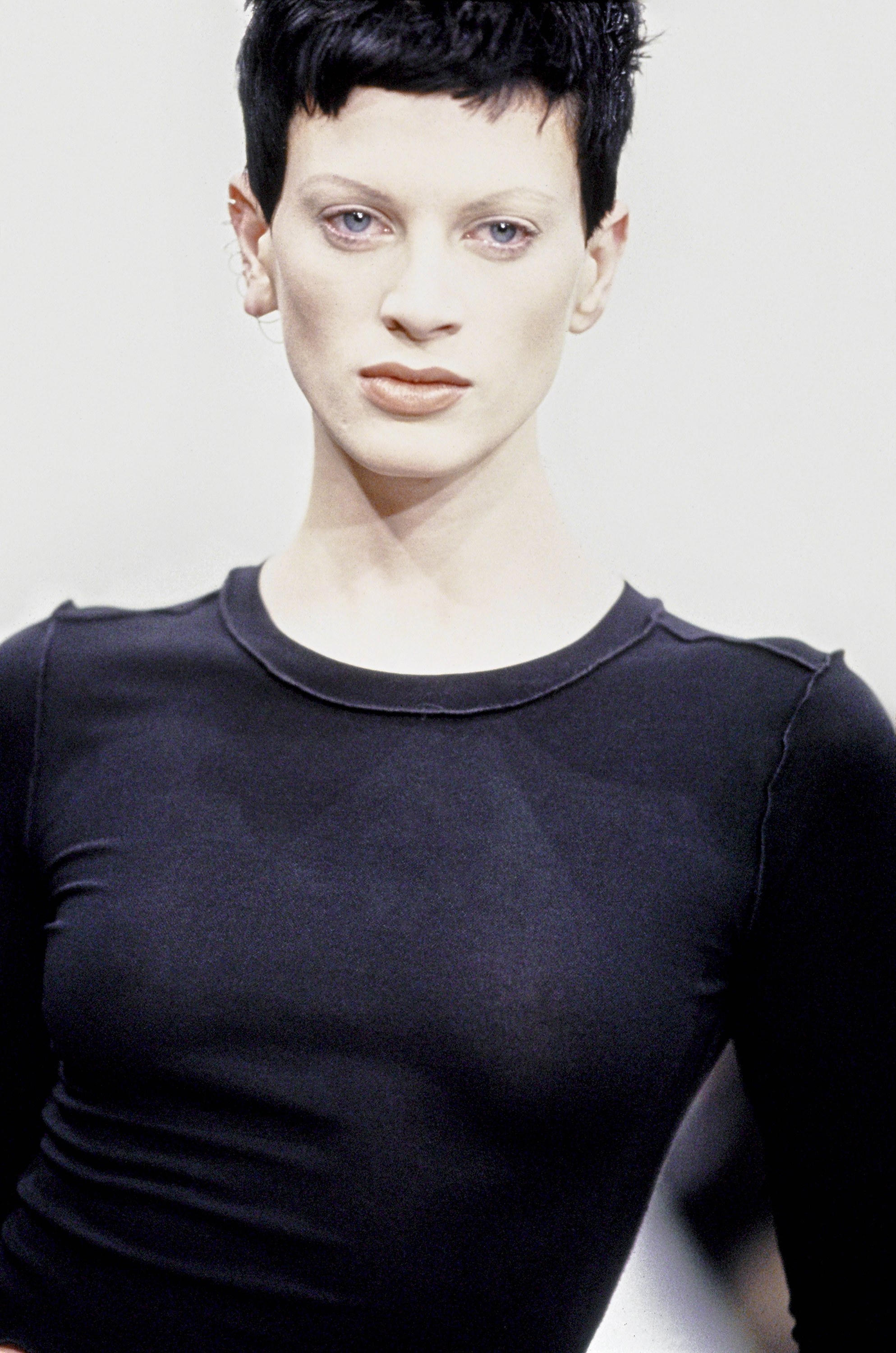 PERRY-ELLIS-SPRING-19993-RTW-44-KRISTEN-MCMENAMY