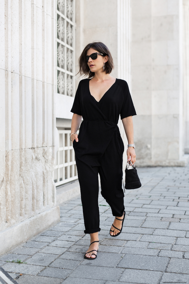 Zara-Jumpsuit-Simon-Miller-Bonsai-Bucket-Bag-Ancient-Greek-Sandals-VIENNA-WEDEKIND-7