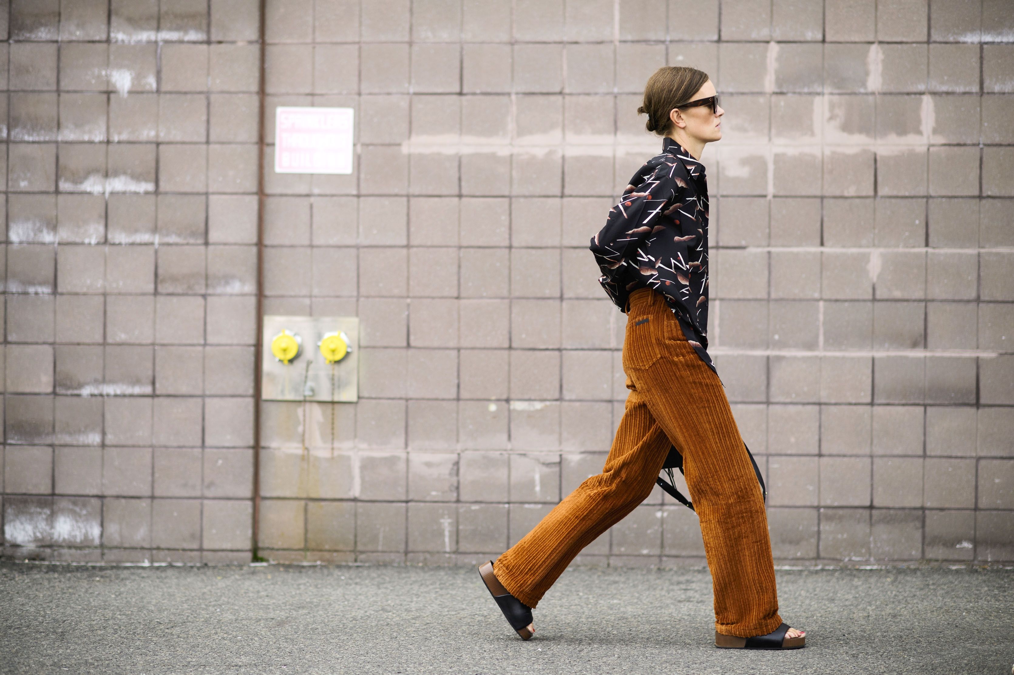 hbz-street-style-nyfw-ss2018-day6-25-1505319452