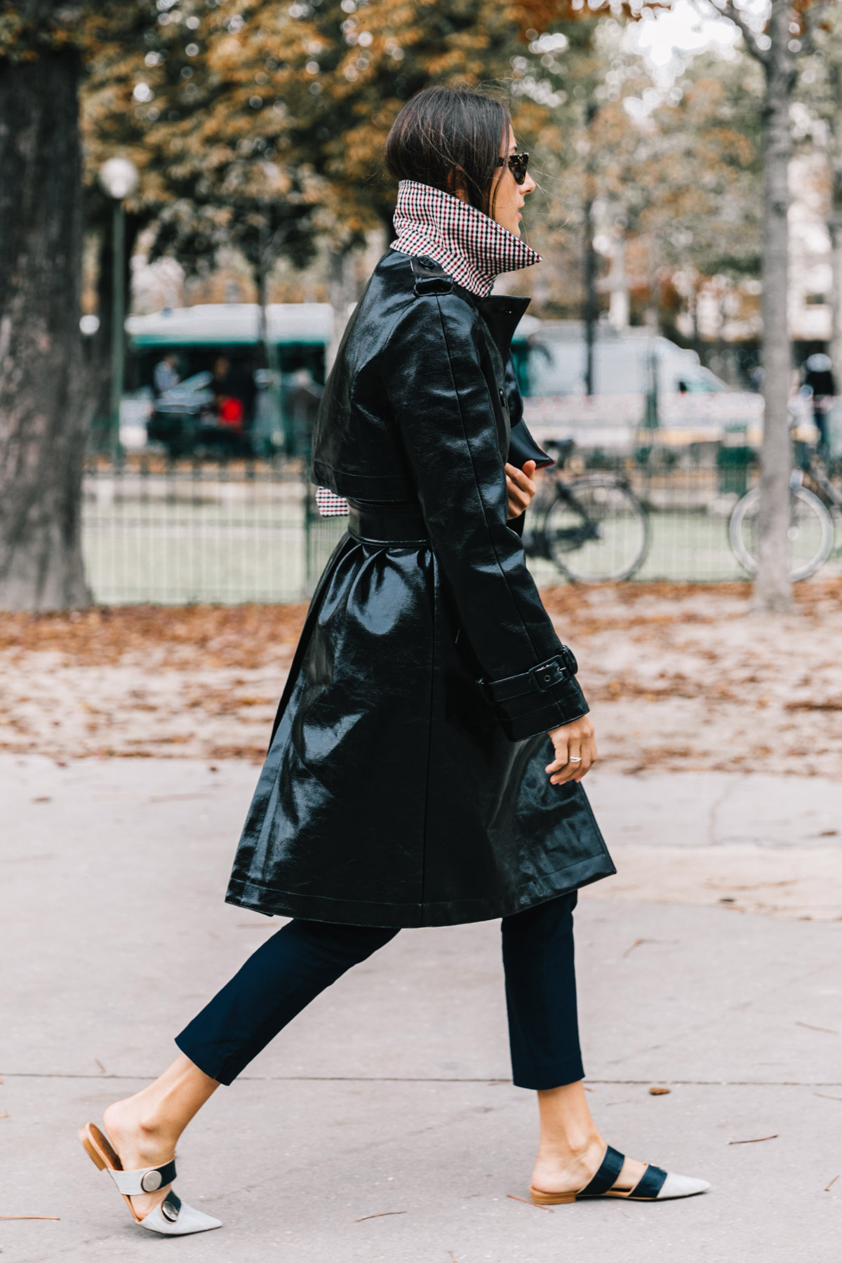 vogue.es.street_style_paris_fashion_week_dia_7_stella_mccartney_giambattista_valli_513959103_1200x1800