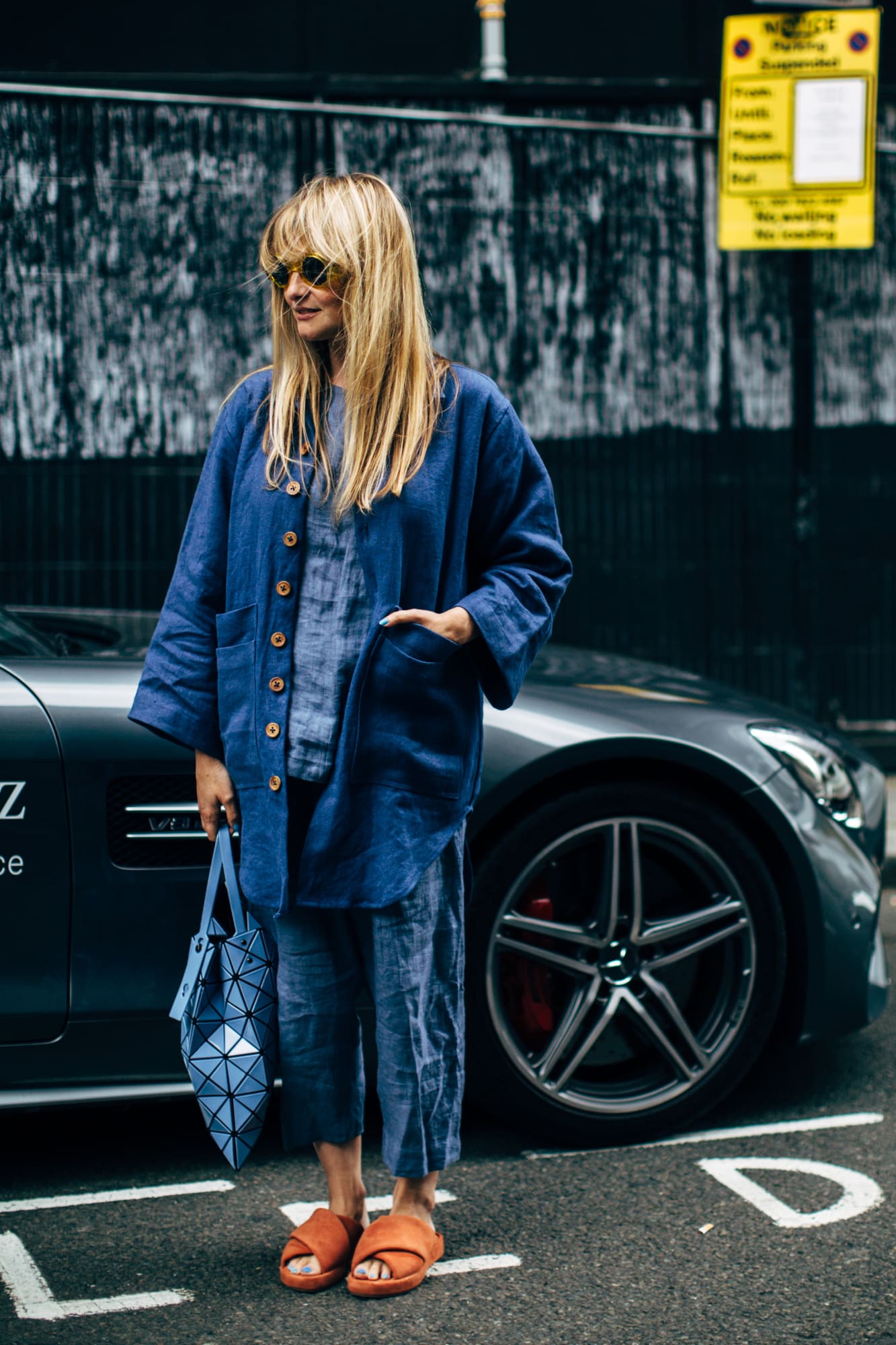 fashionista-london-fashion-week-mens-spring-2019-street-style-23